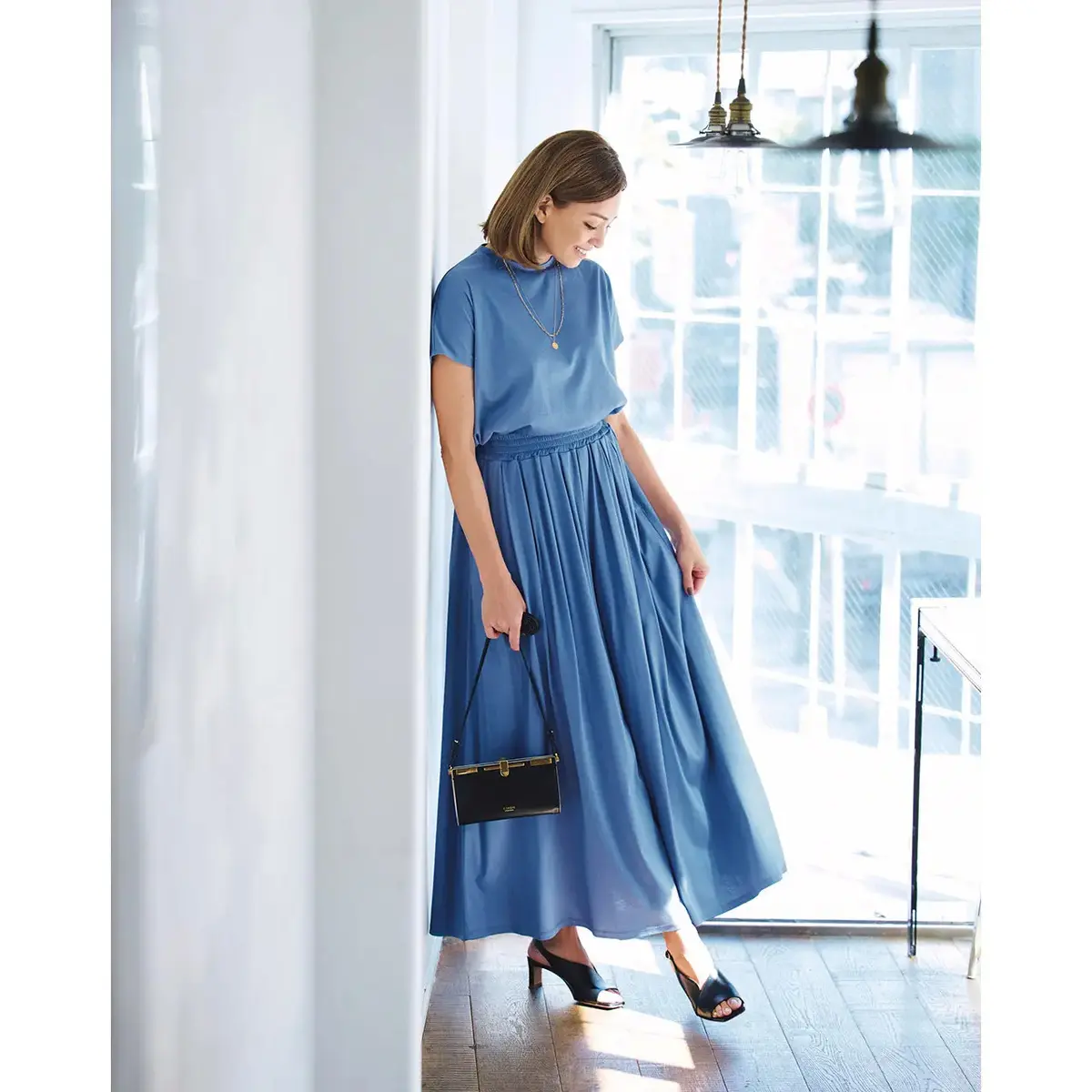 Tシャツとスカートのセットで華やかさも着心地のよさも手に入る！