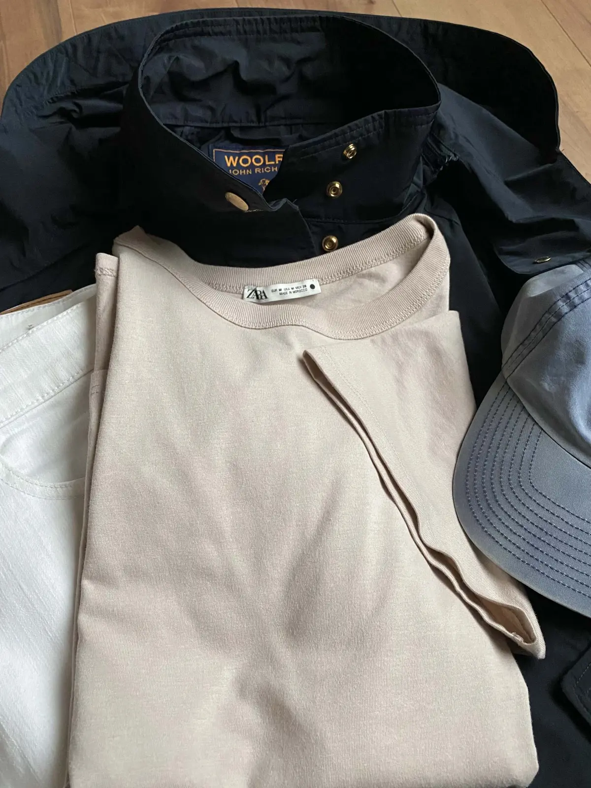 ホワイトデニムにウールリッチのアークティの画像_4