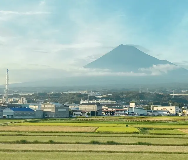 新幹線から見た富士山