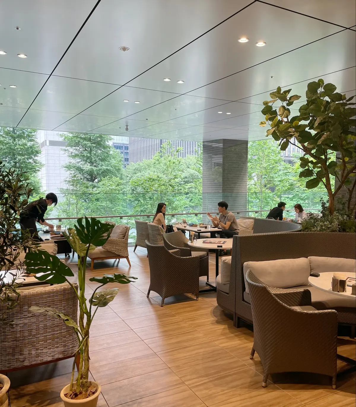 オープンテラス好きな方にお薦めなハイブリの画像_1