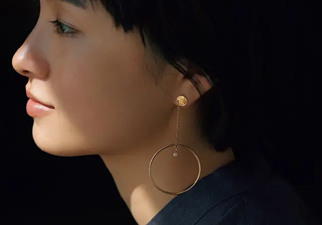 ベージュトップスの選び方