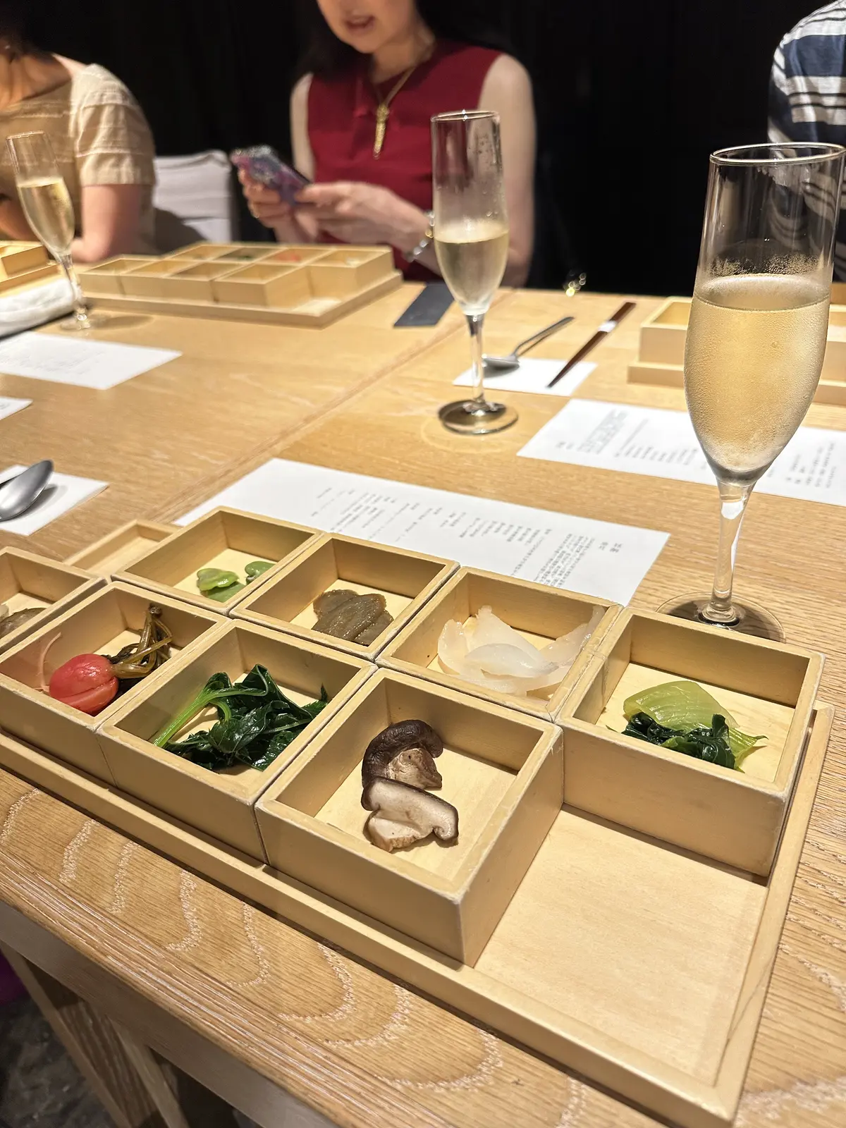 レモンイエローのジャケットでお出かけデニの画像_5