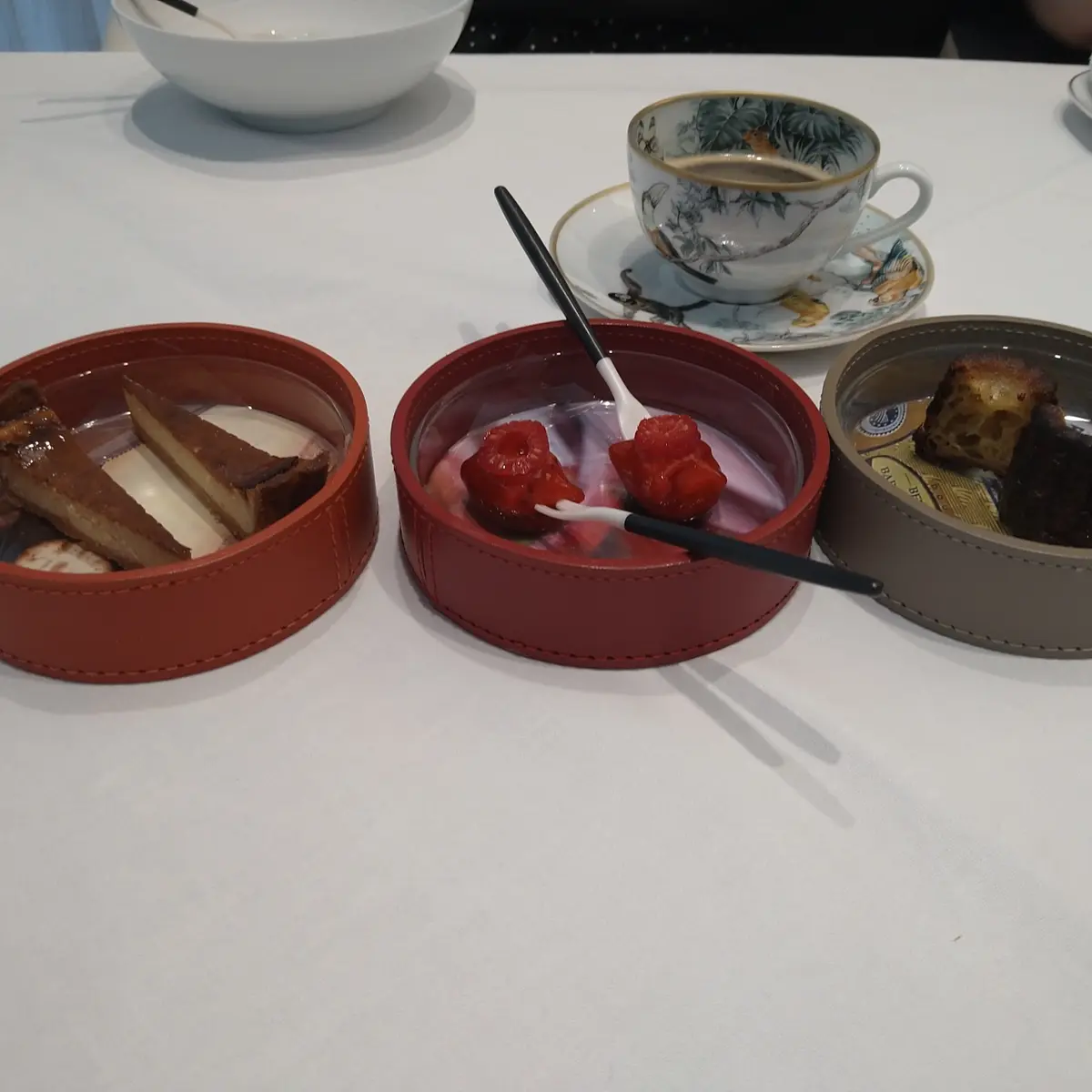 グランロシェのデザート