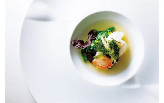 ディナーからイセエビのマース（塩）煮