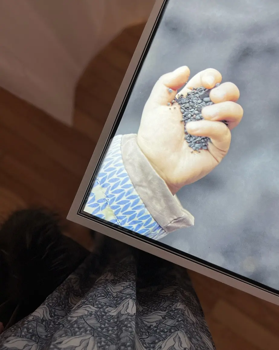 寒色花柄ワンピで、川内倫子 写真展へ。の画像_4