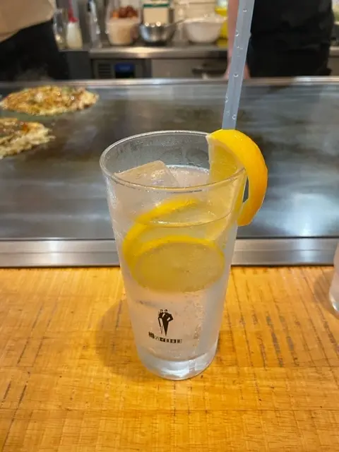 広島　日本　国内旅行　広島レモン　レモンサワー