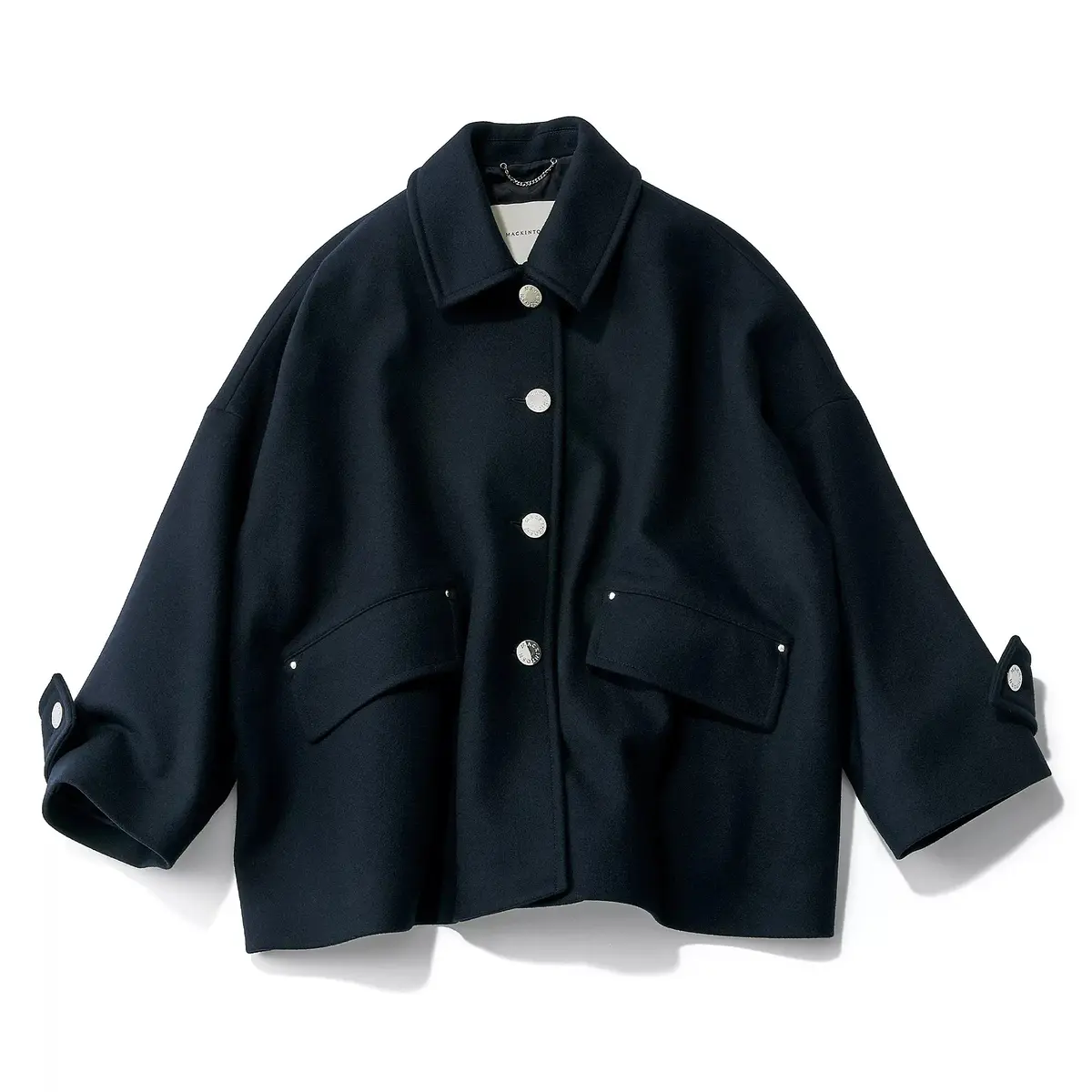 アウターも小物も、より軽やかに、華やかにの画像_6