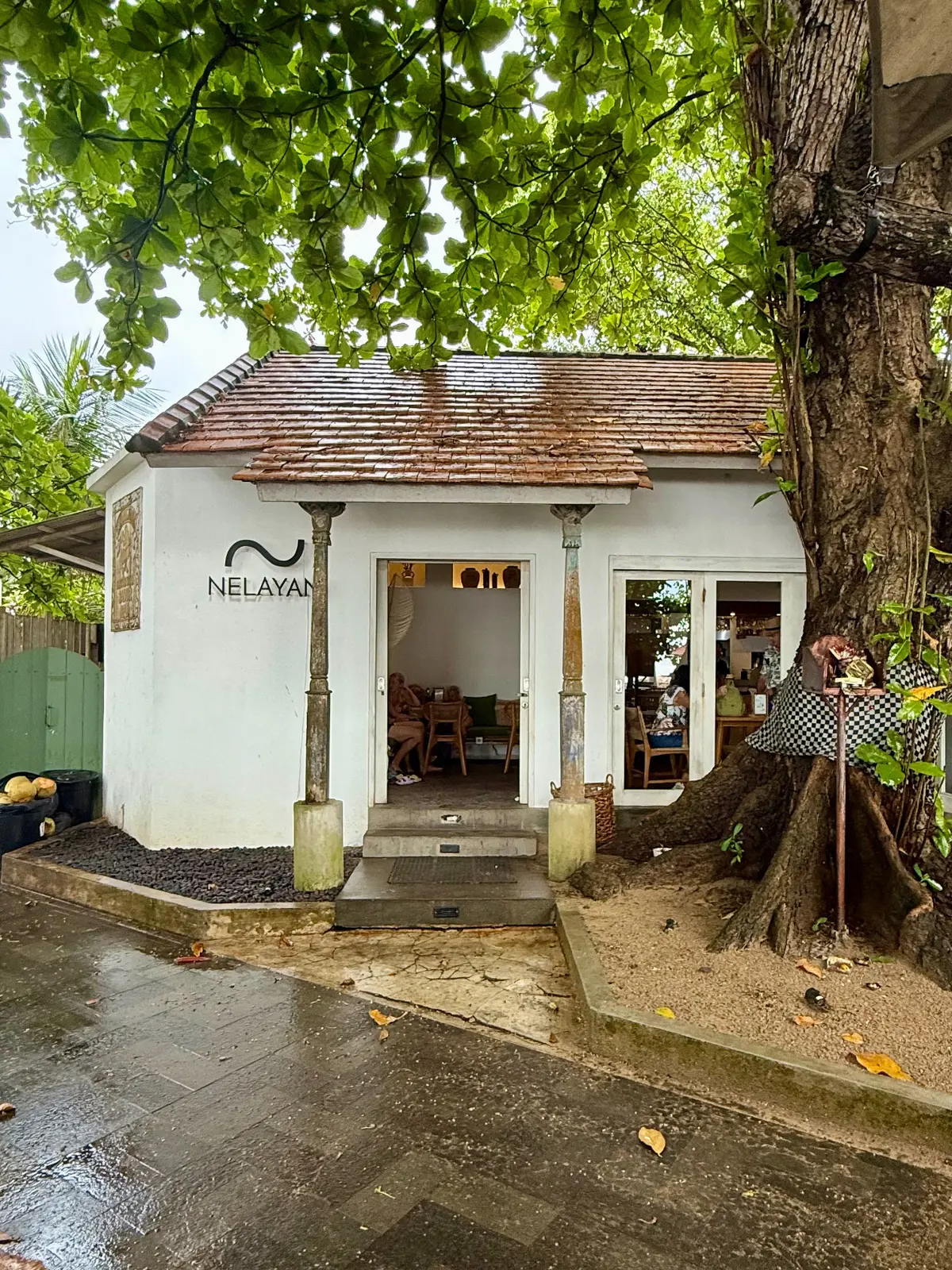 50代夫婦旅行　BALI 　バリ島　サヌール　サヌールビーチ　カフェ