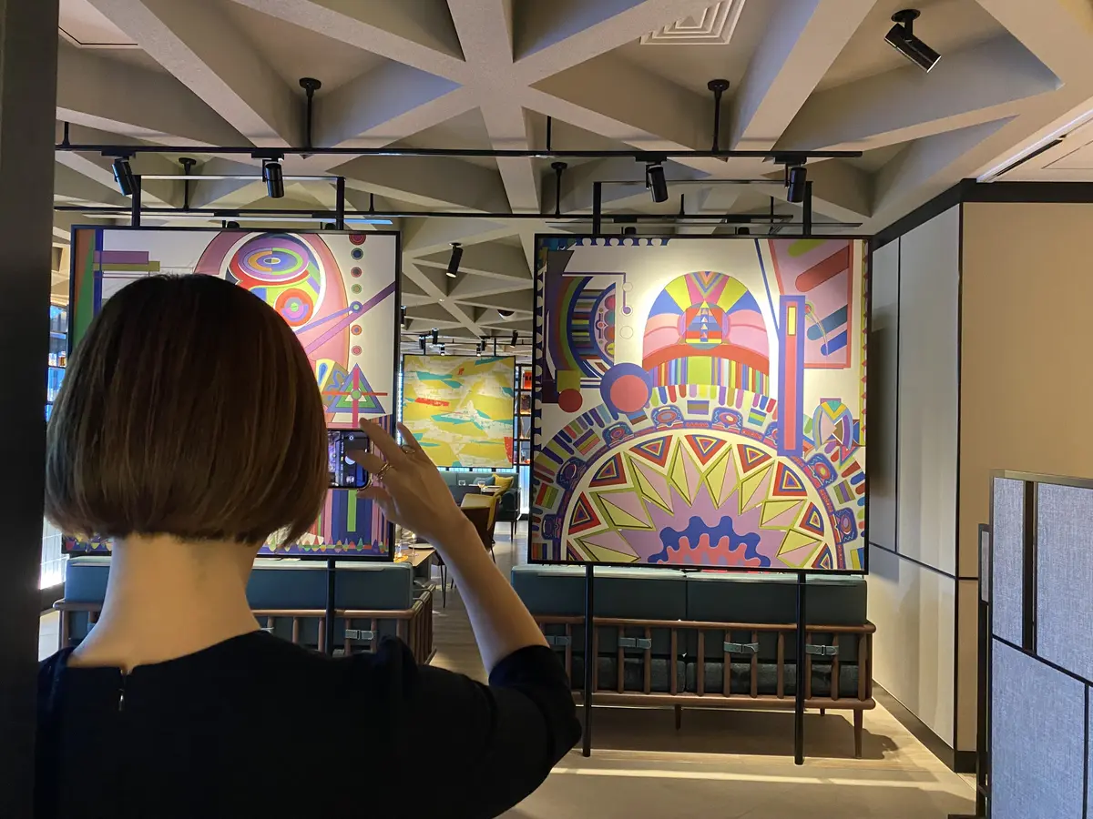 まるでブラックコーデ三姉妹？の画像_6