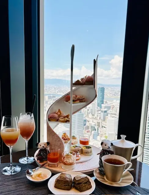 コンラッド大阪のアフタヌーンティーへ🍑の画像_5