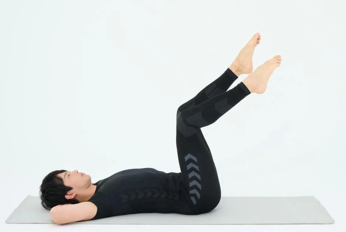 OurAge×Webエクラ　床バレエ_寝ながらつま先アップ＆足首まわし