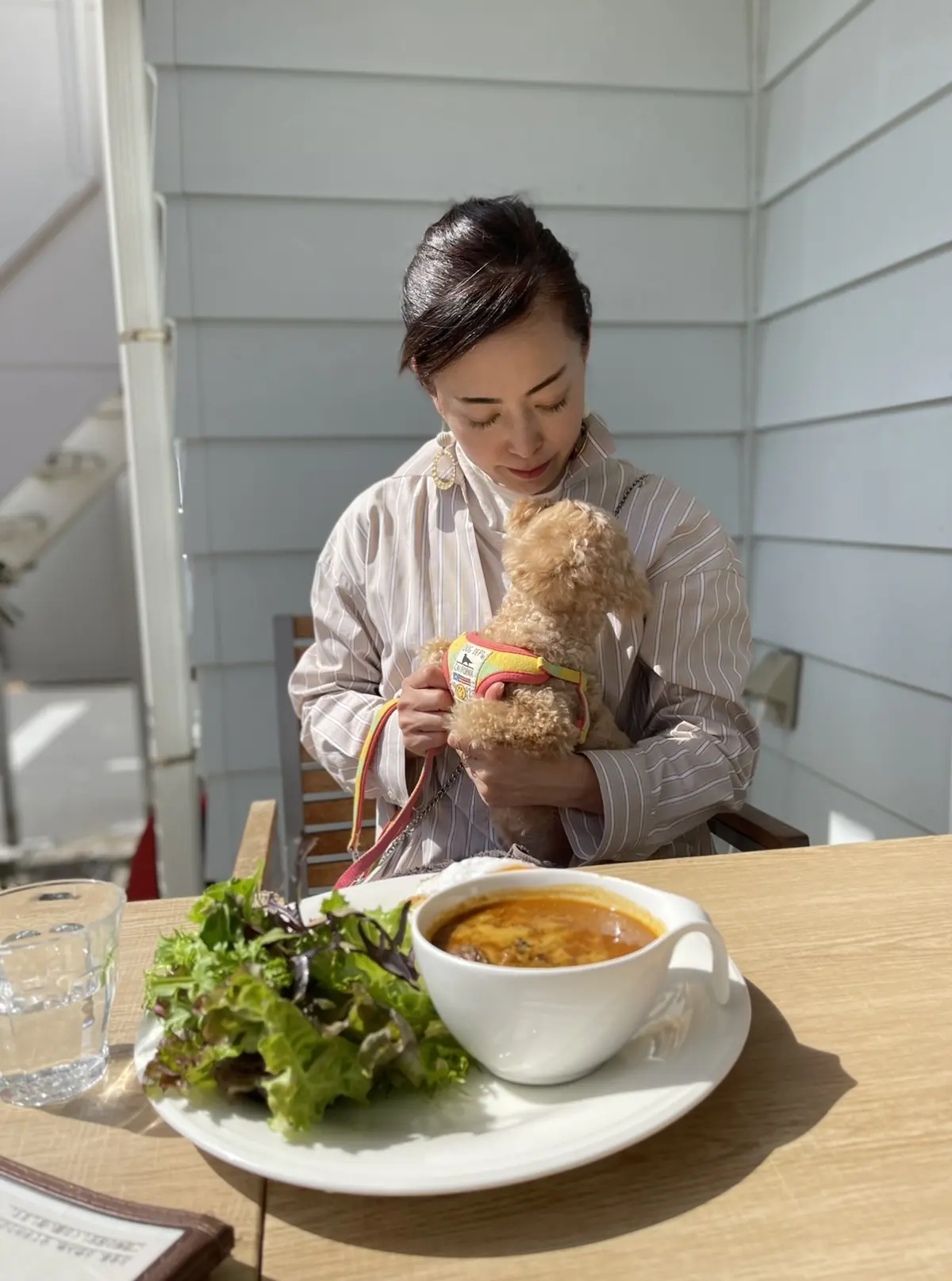 ホワイトパンツコーデで葉山への画像_2