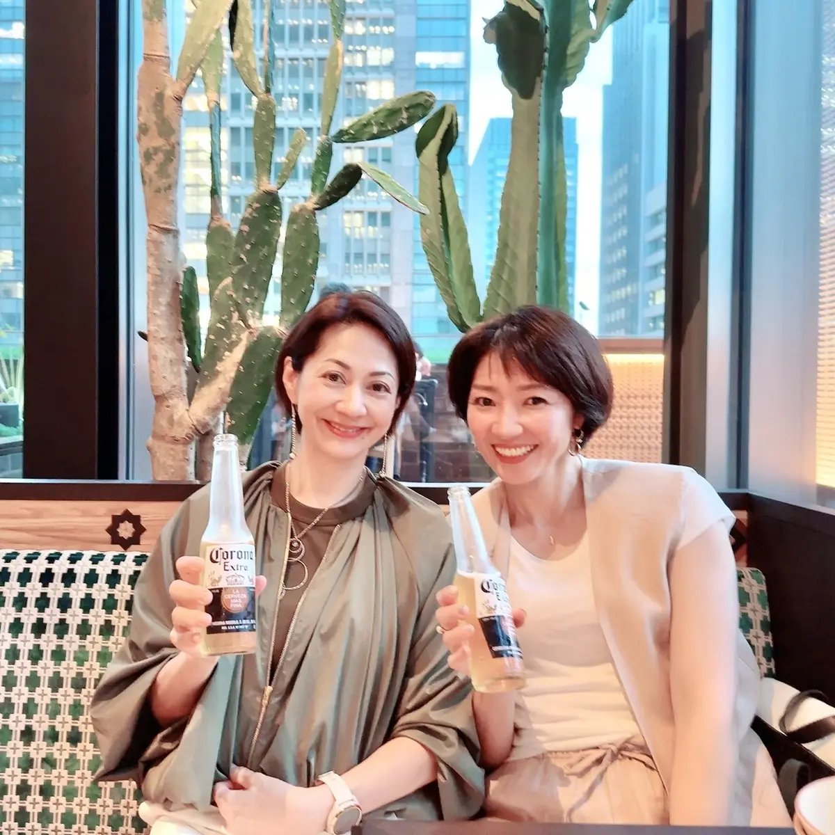 Molé TAQUERIA Y BAR みわ子さんと