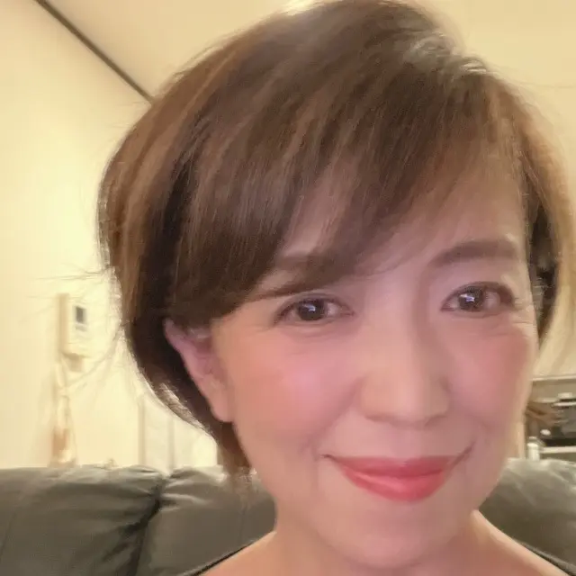 オトナのショートヘアで変化を楽しみましょの画像_6