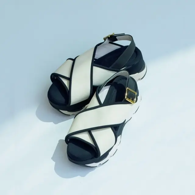 MARNIのサンダル