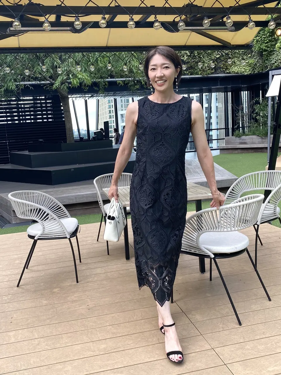 JENNE総レースワンピースコーデ