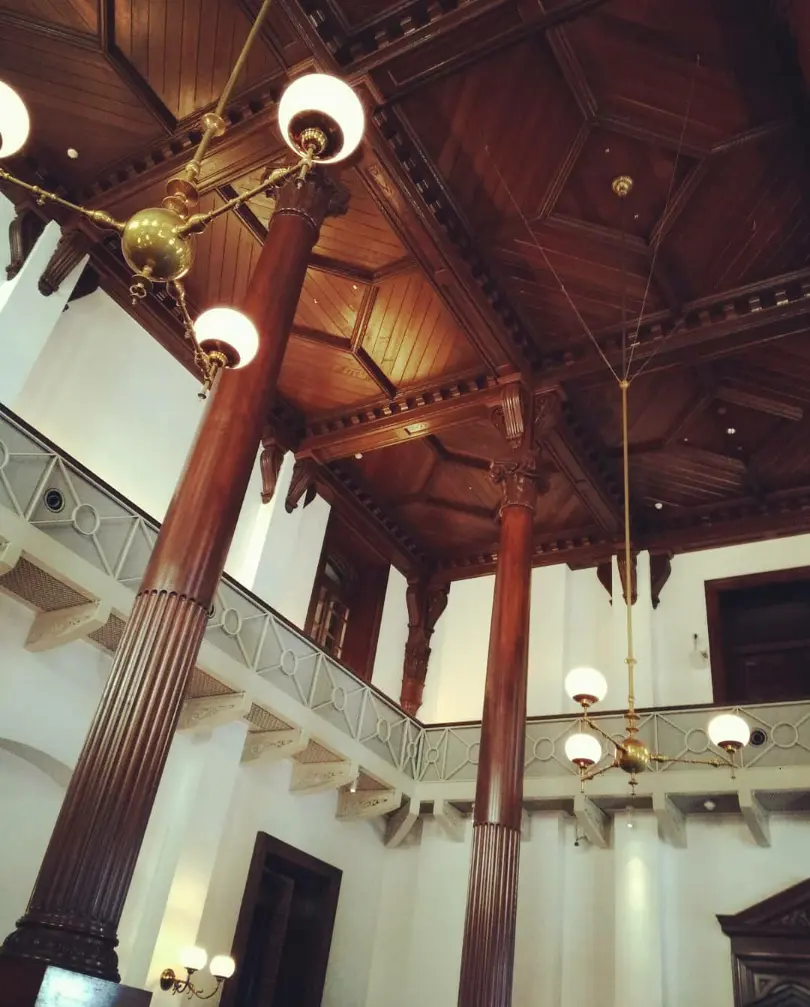 刺繍ワンピースでクラシカルに美術館へ。の画像_7