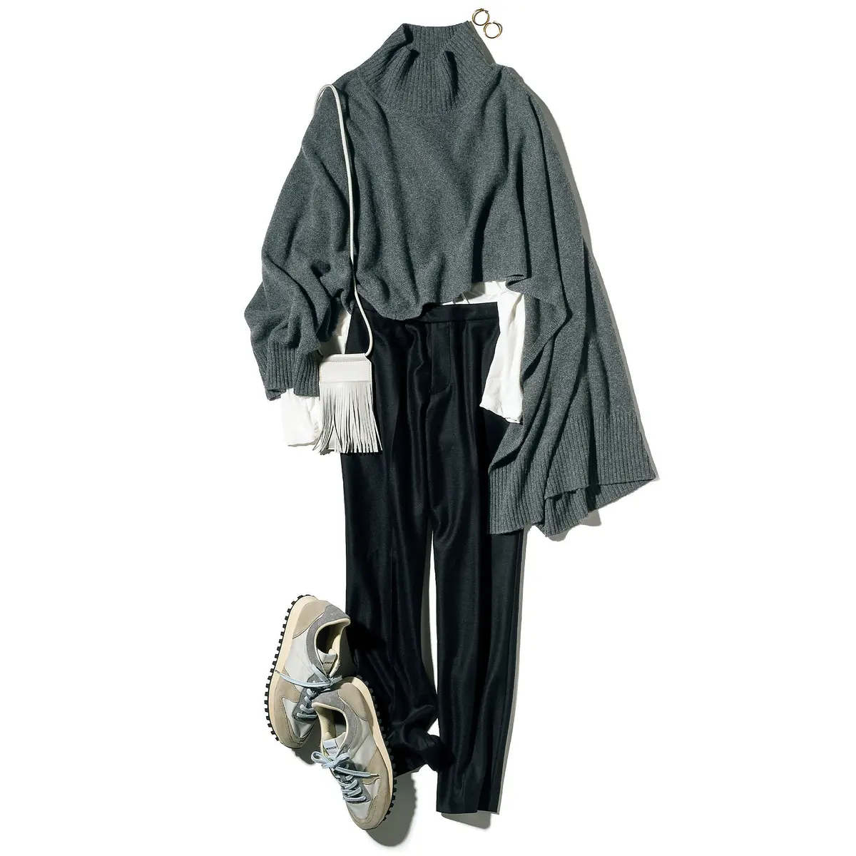 「ADAWAS」のニットと「宮崎桃代×Sの画像_1