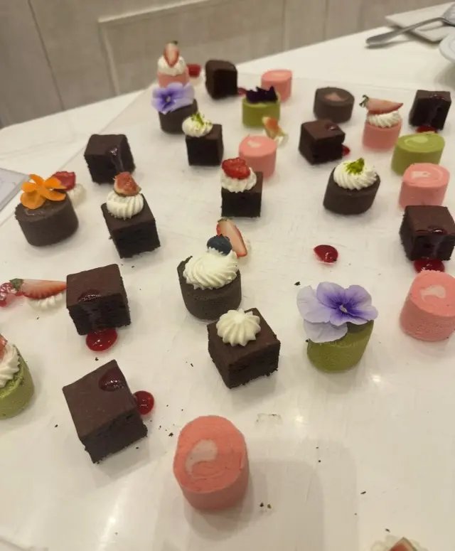 11月29日は、エクラ編集部の皆さまと美の画像_15