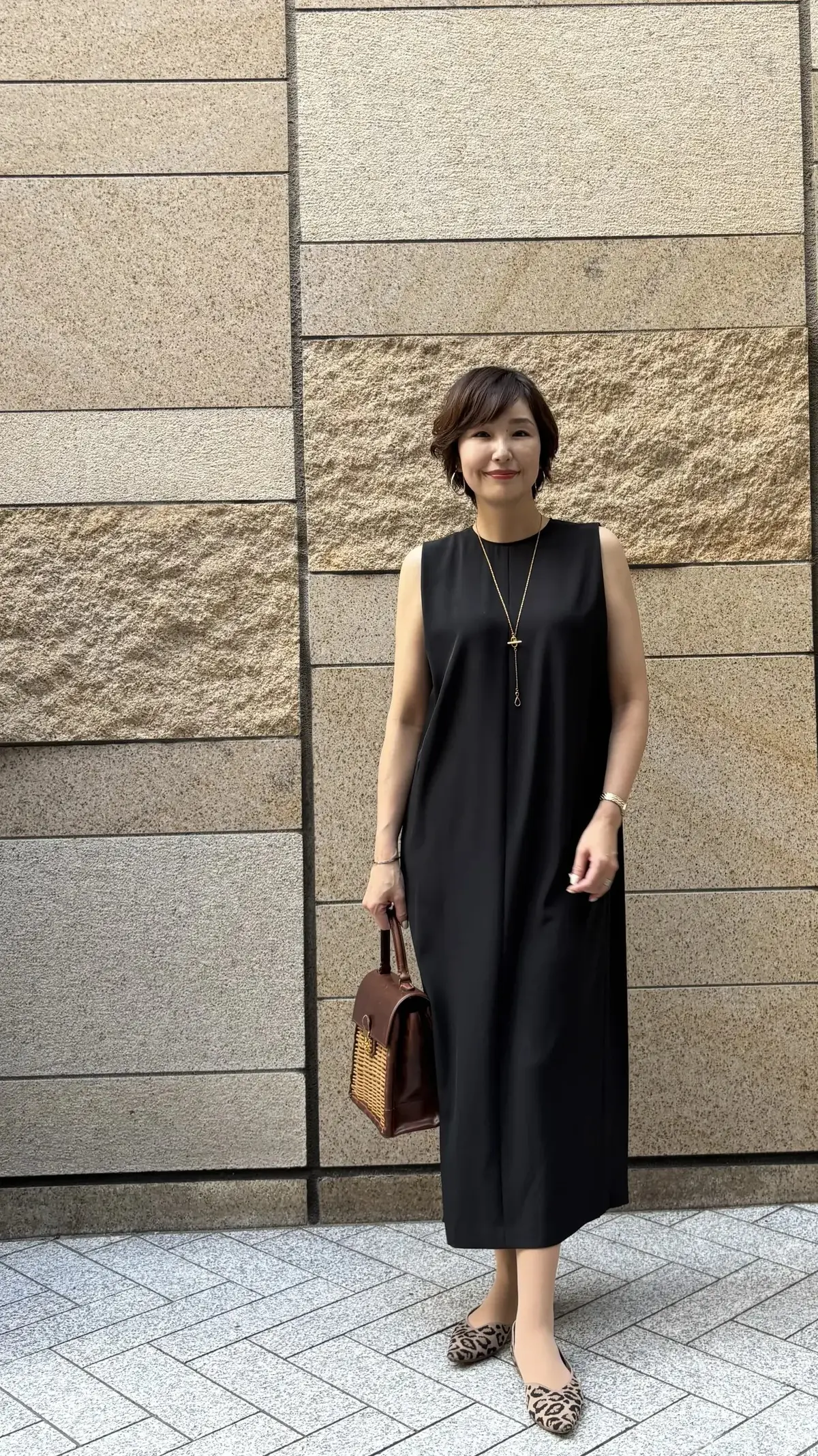 夏のブラックコーデ