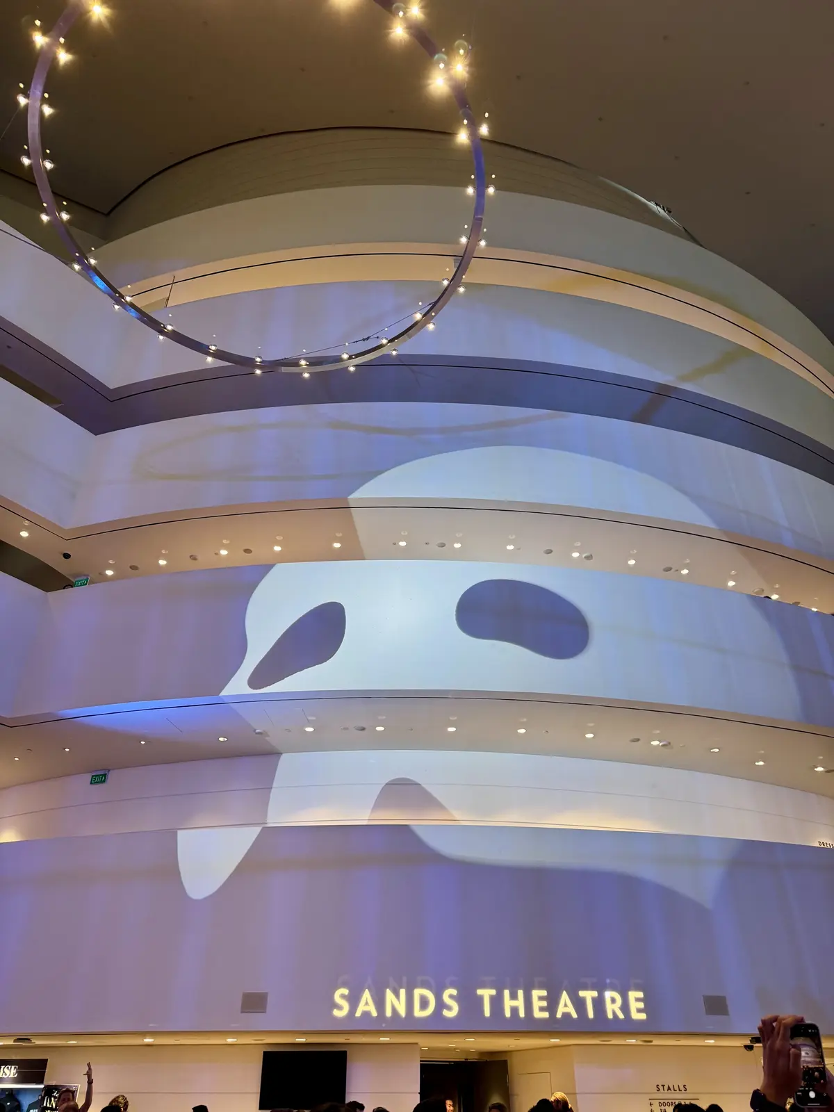 サンズシアター