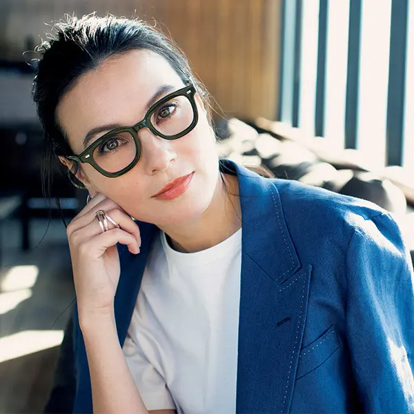 ぼやけ顔を引き締める！「太めフレーム」【の画像_1