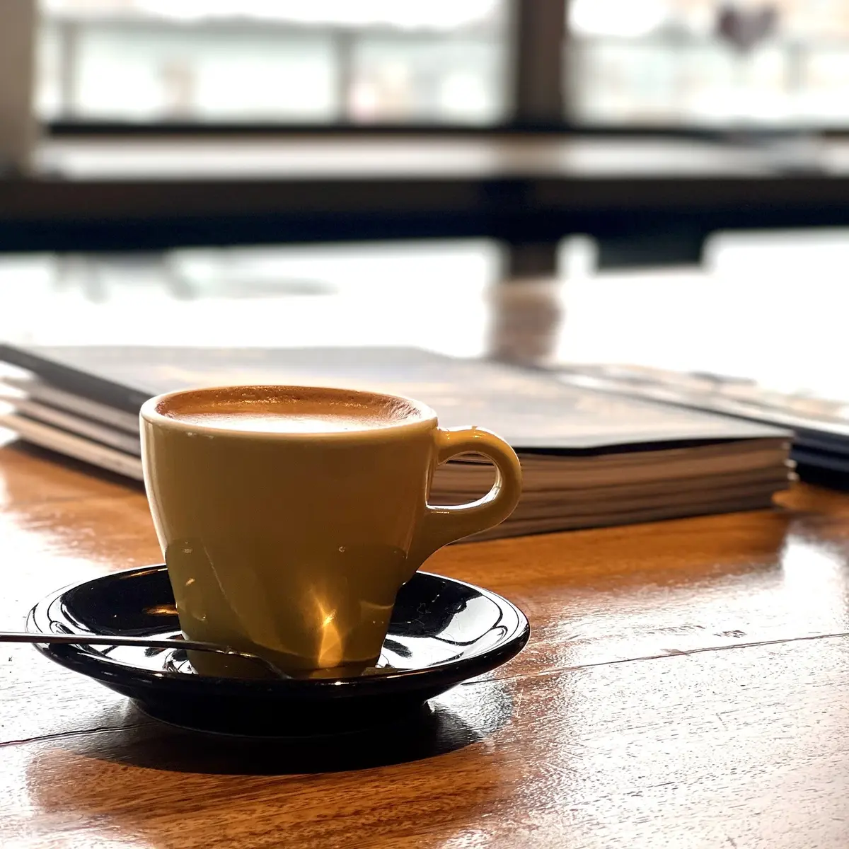 ニセコのカフェ「Green Farm Cafe」のカフェラテ