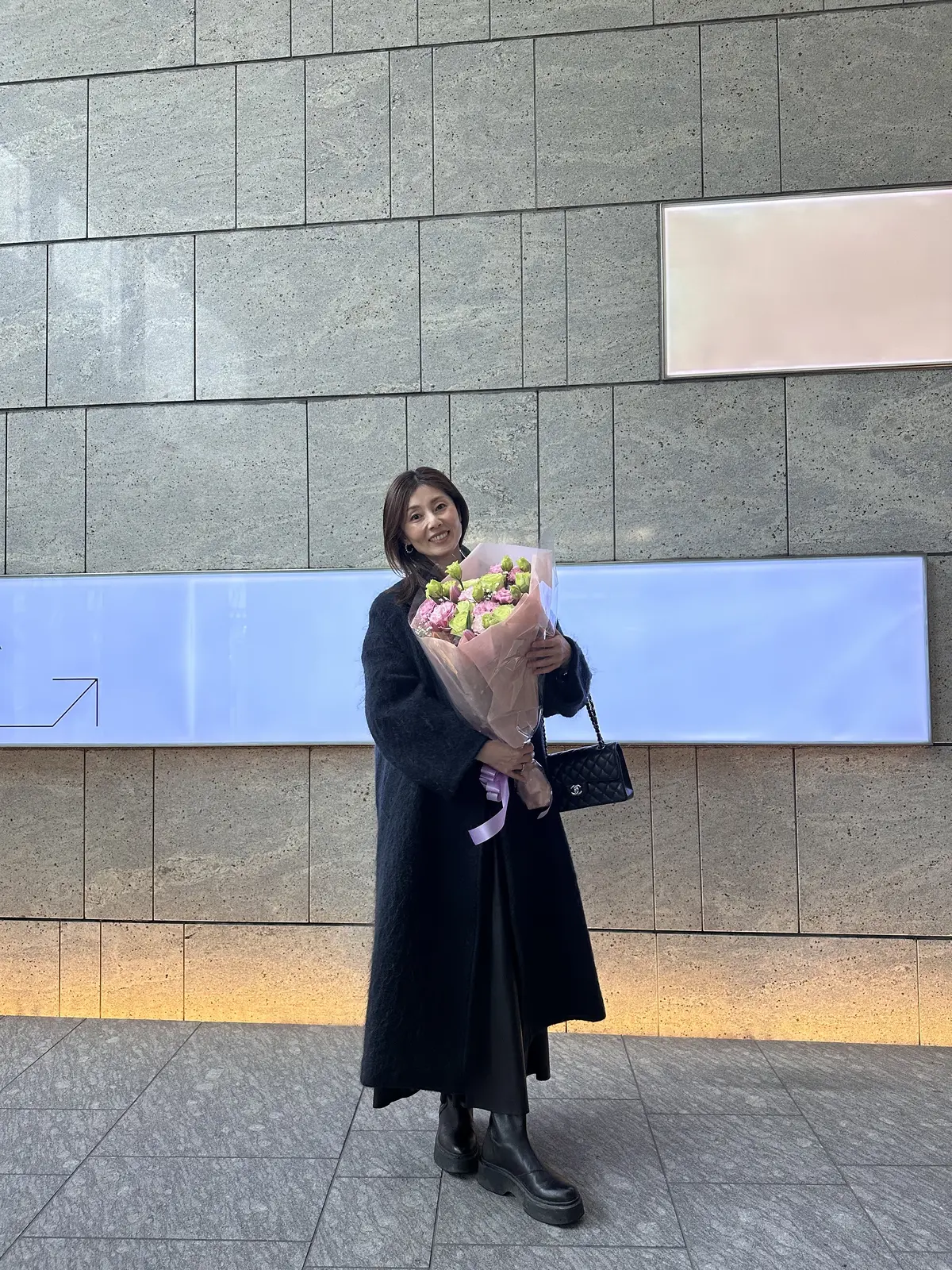 家族とのお祝いランチは、キラキラコーデでの画像_10