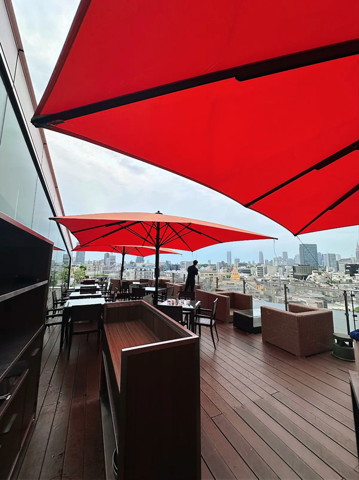 素敵なテラスがあるレストランで女子会ランの画像_2