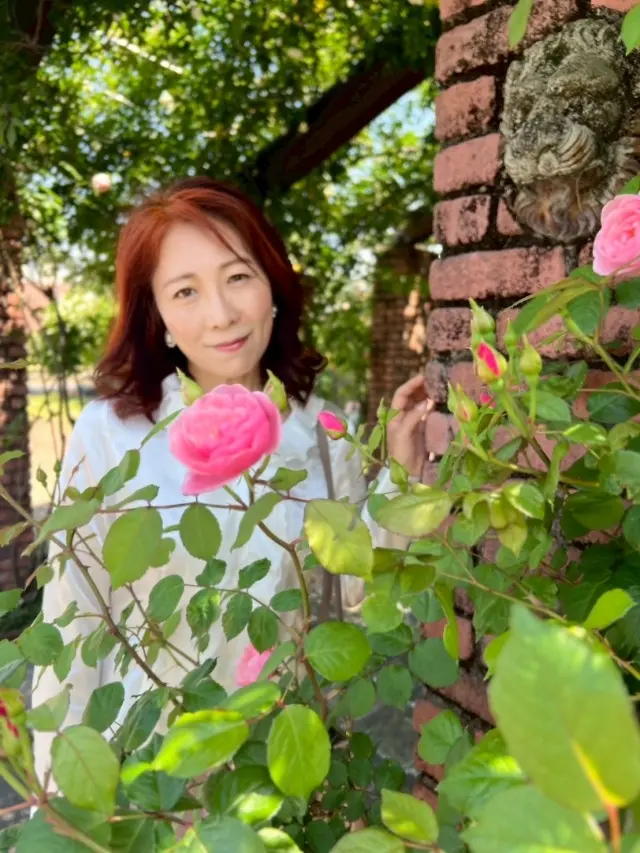 薔薇に包まれた館（岐阜市）の画像_6