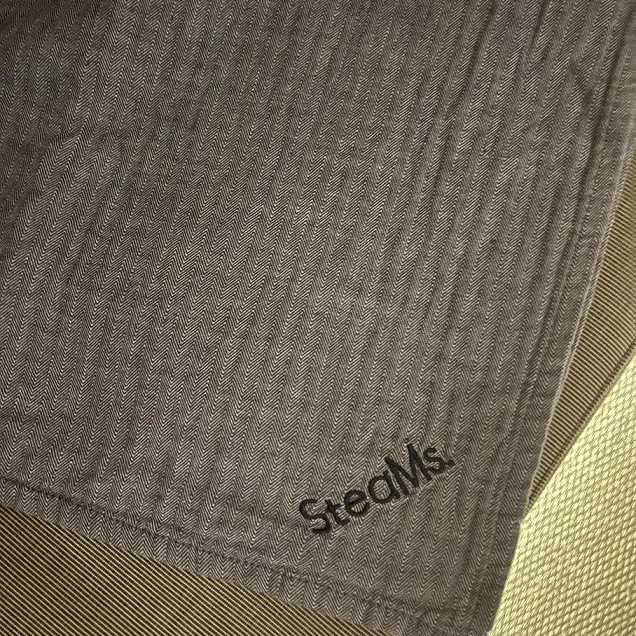 六本木のサウナSteaMs.(スティーミズ)のオリジナルコットンガーゼタオル