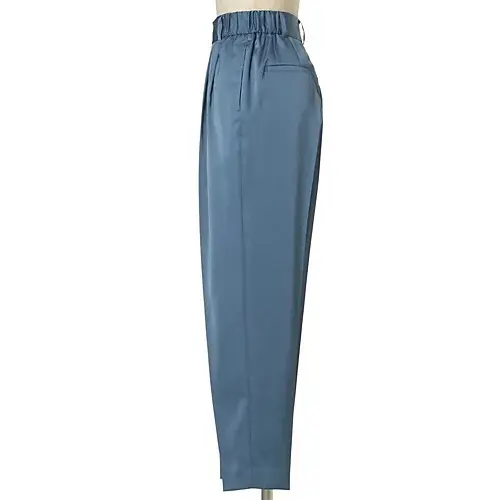 富岡佳子さんがまとう、「E by éclの画像_7