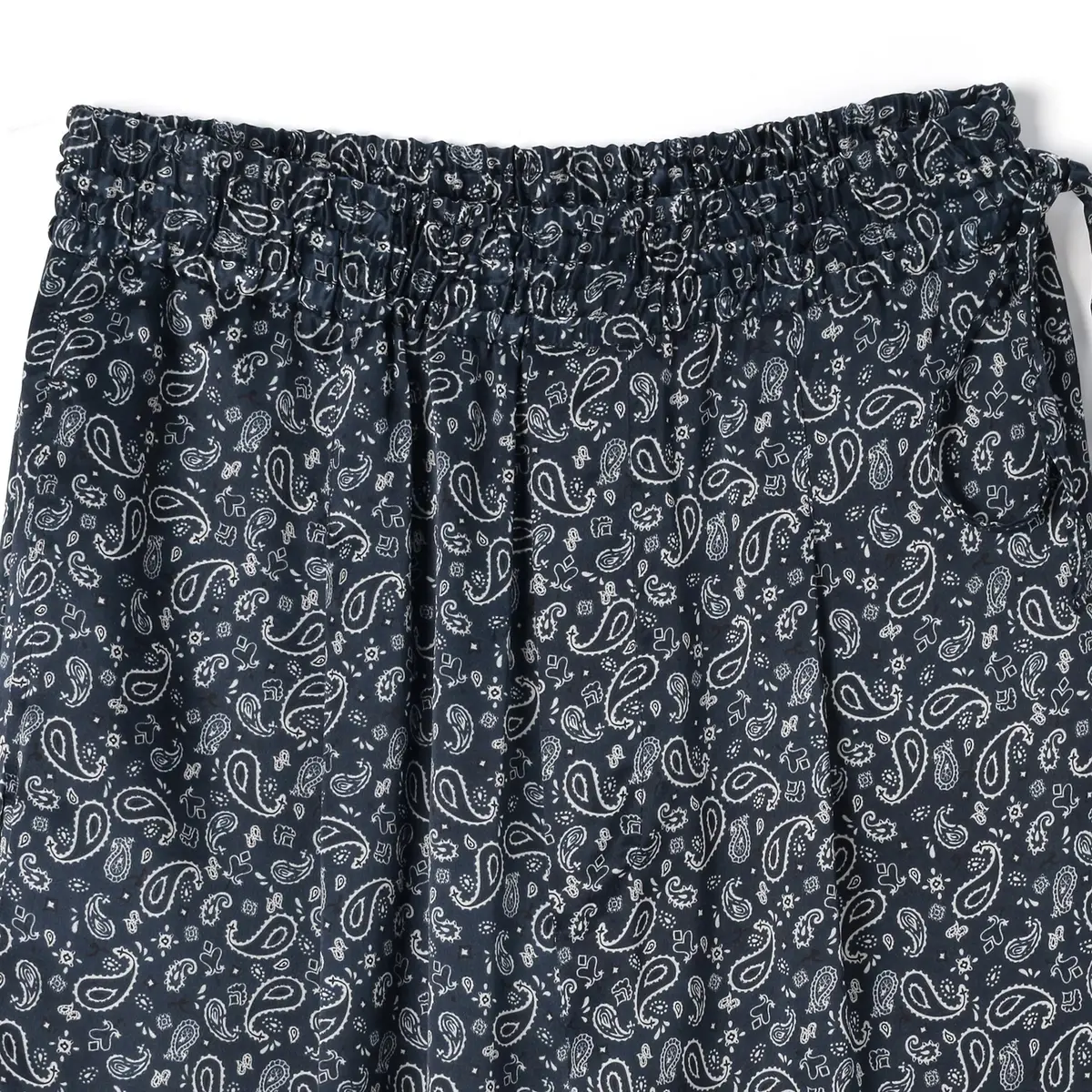 涼しさと華やかさ、開放感に満ちた服さえあの画像_17