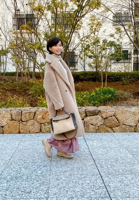 愛着服×ZARAのフェミニンスカートの画像_3