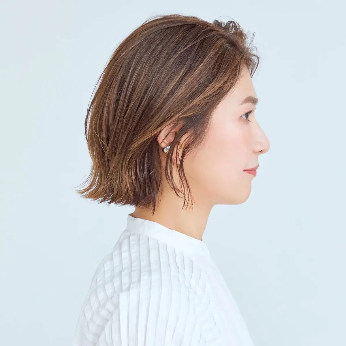 白髪のカモフラージュに効く最適解カラー「グレージュ」