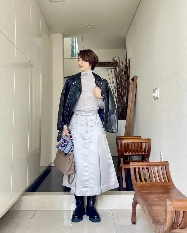 華組　スカートコーデ