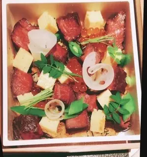 牛肉のばら散らし寿司