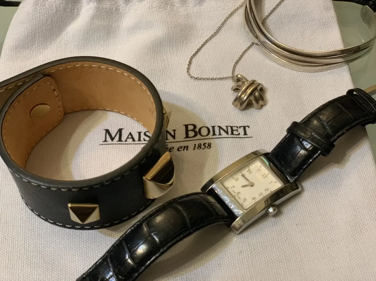 ワンピースでワントーンコーデの画像_2