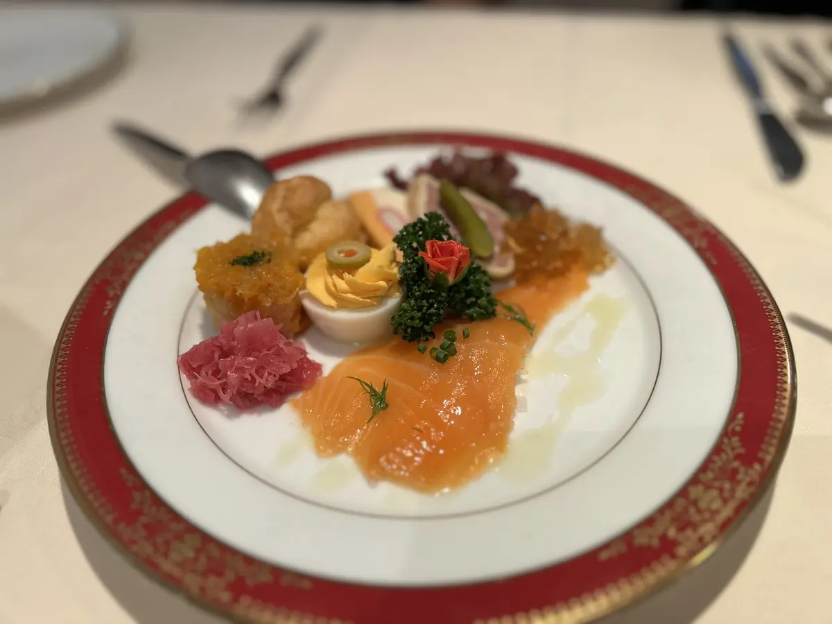 上野根岸の老舗洋食・香味屋でランチの画像_3