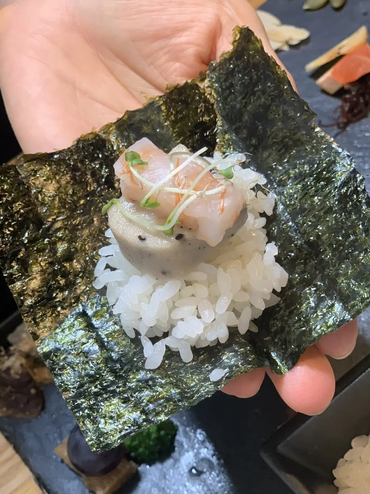 京都　ランチ　手織り寿司　AWOMB烏丸本店