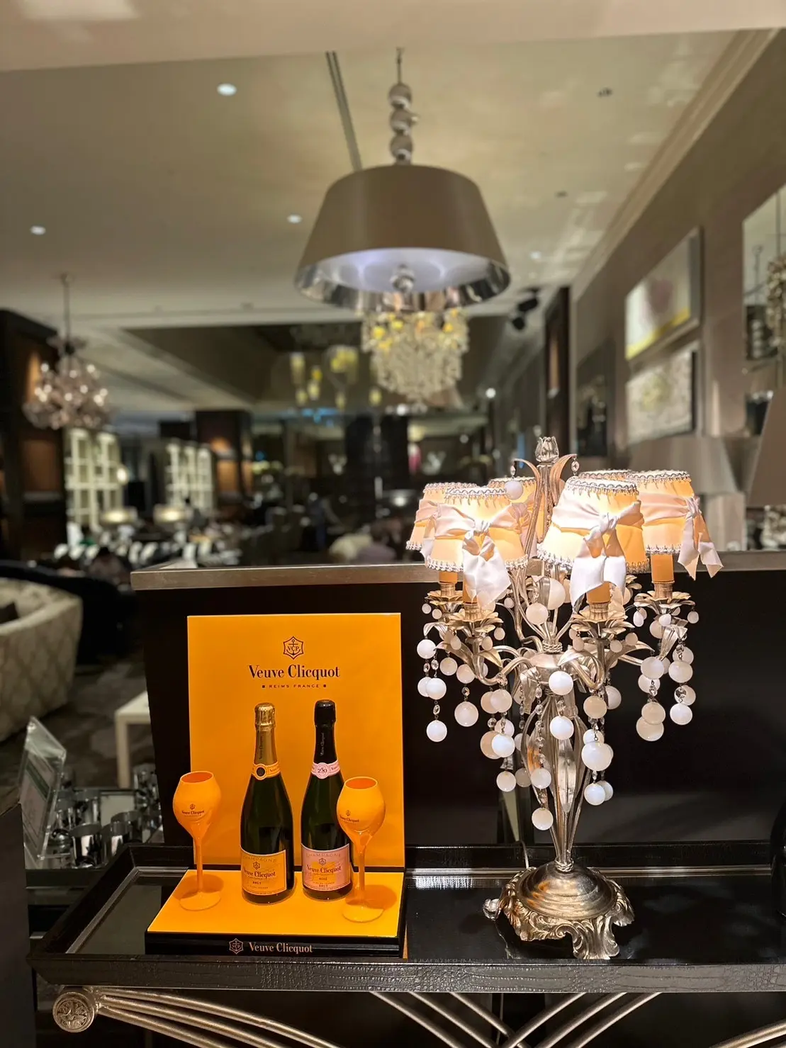 インターコンチネンタル東京ベイ、ハドソンラウンジ、店内、ラウンジ、ソファ席、豪華、高級、高級ホテル