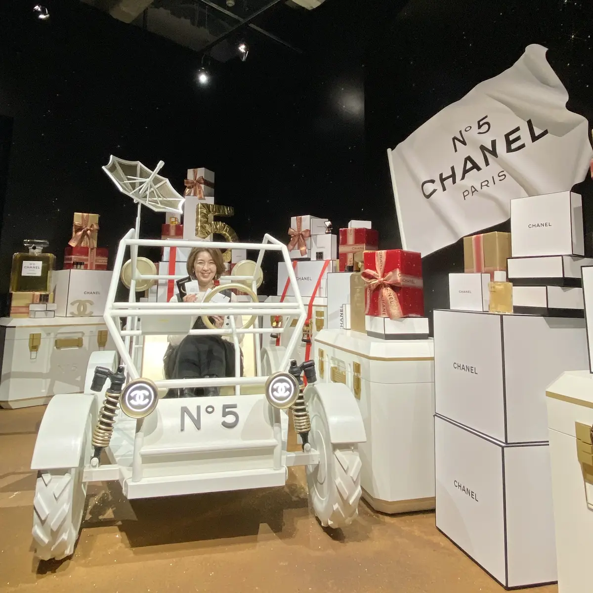 ツイードコーデでシャネルビューティイベンの画像_1