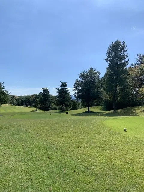 秋のゴルフシーズンの画像_1