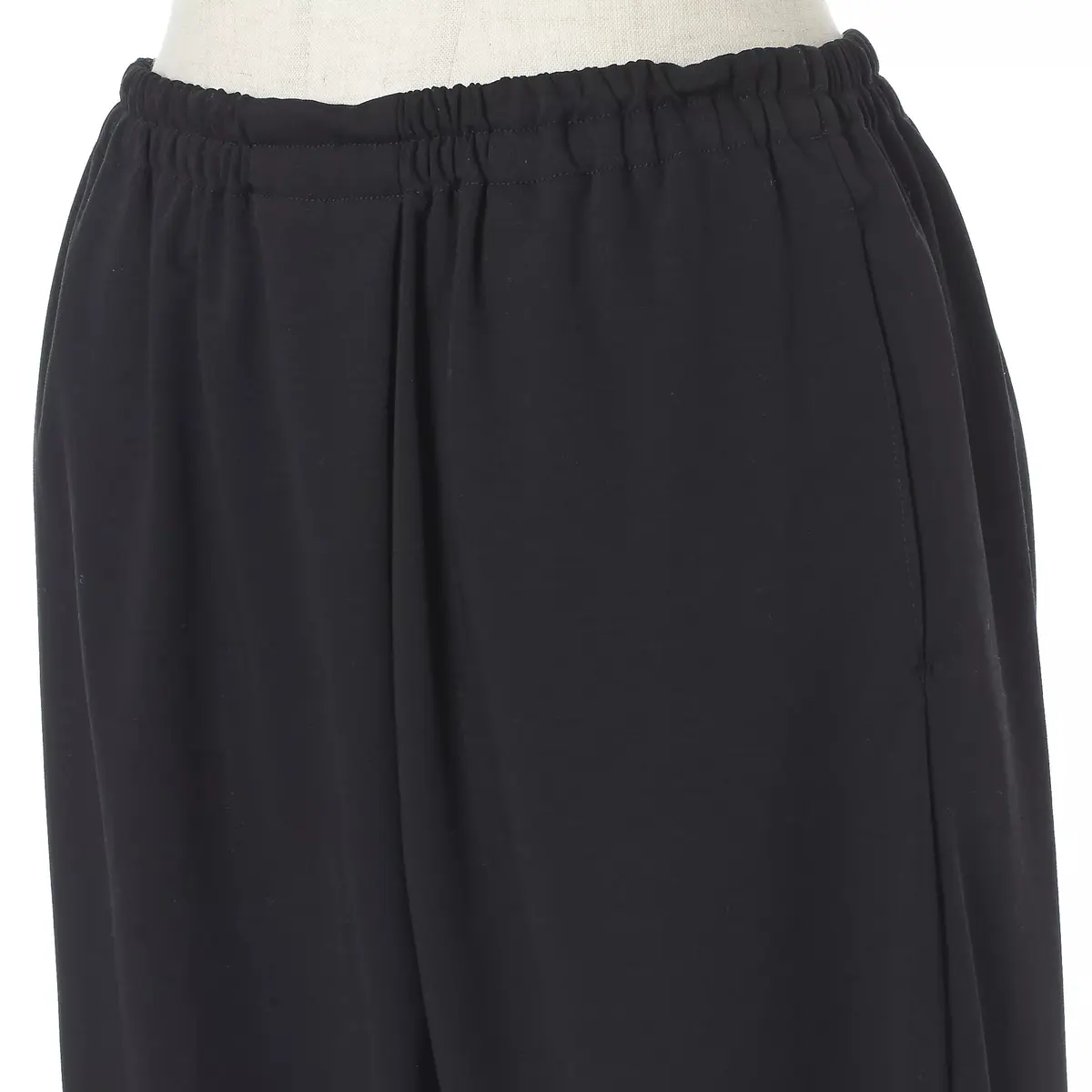 涼しさと華やかさ、開放感に満ちた服さえあの画像_24