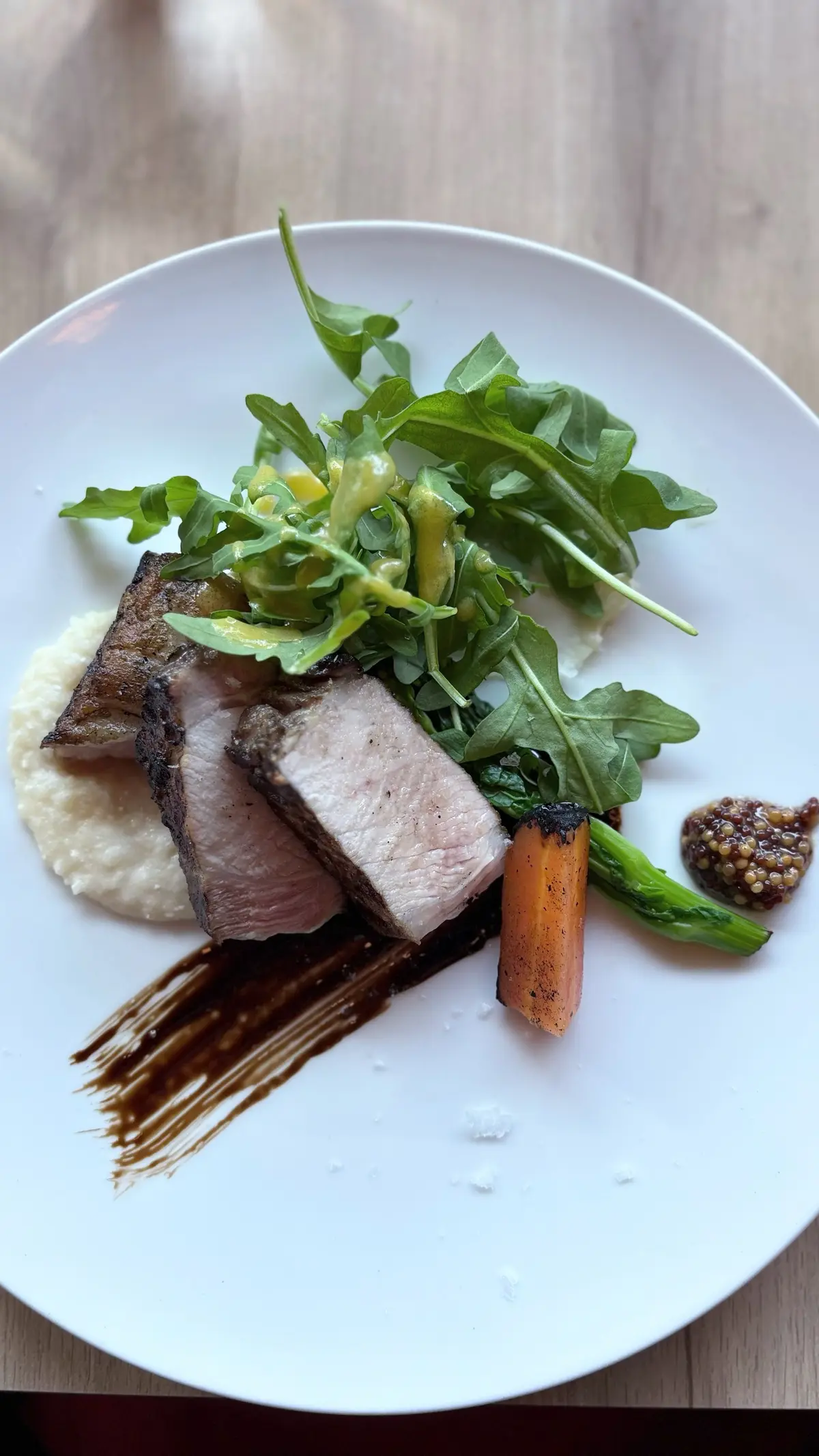 豚肉の炭火焼き