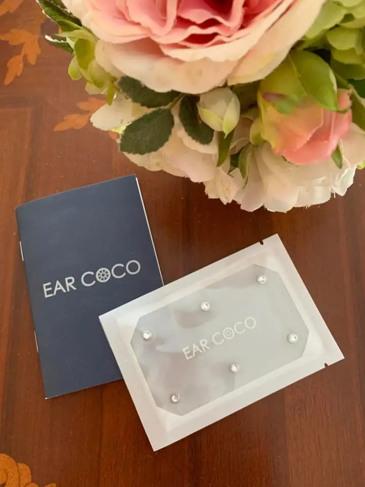 貼るだけでリフトアップ？！気になるフェイの画像_1