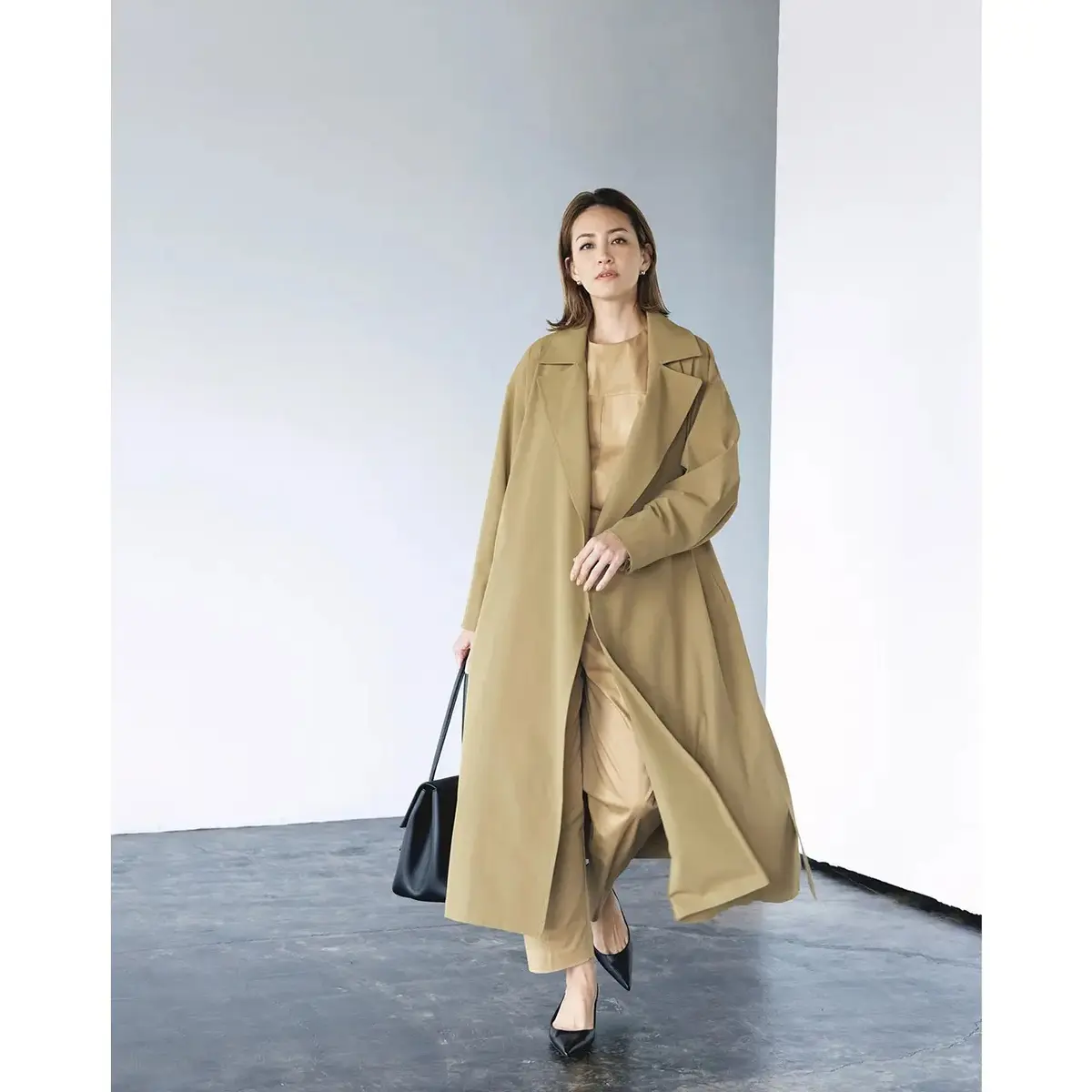 ベージュを基調とした上品コーデからピンクのワイドパンツにジャケットを合わせた大人可愛いコーデまで【50代の1週間コーデ】