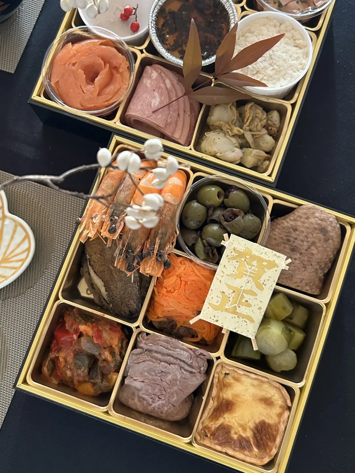 成城DÉGUSTATION フランス料理　お節　お正月　テーブルコーディネート