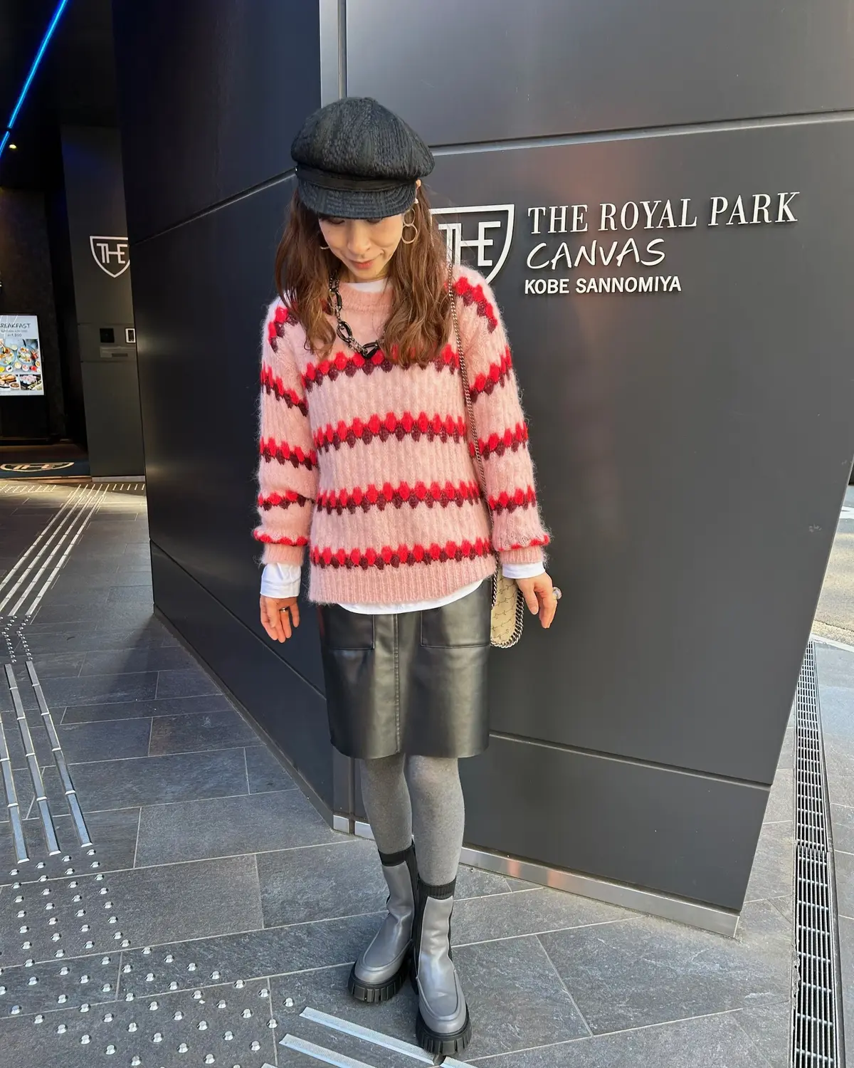 ピンクのニットで神戸散策♪の画像_4