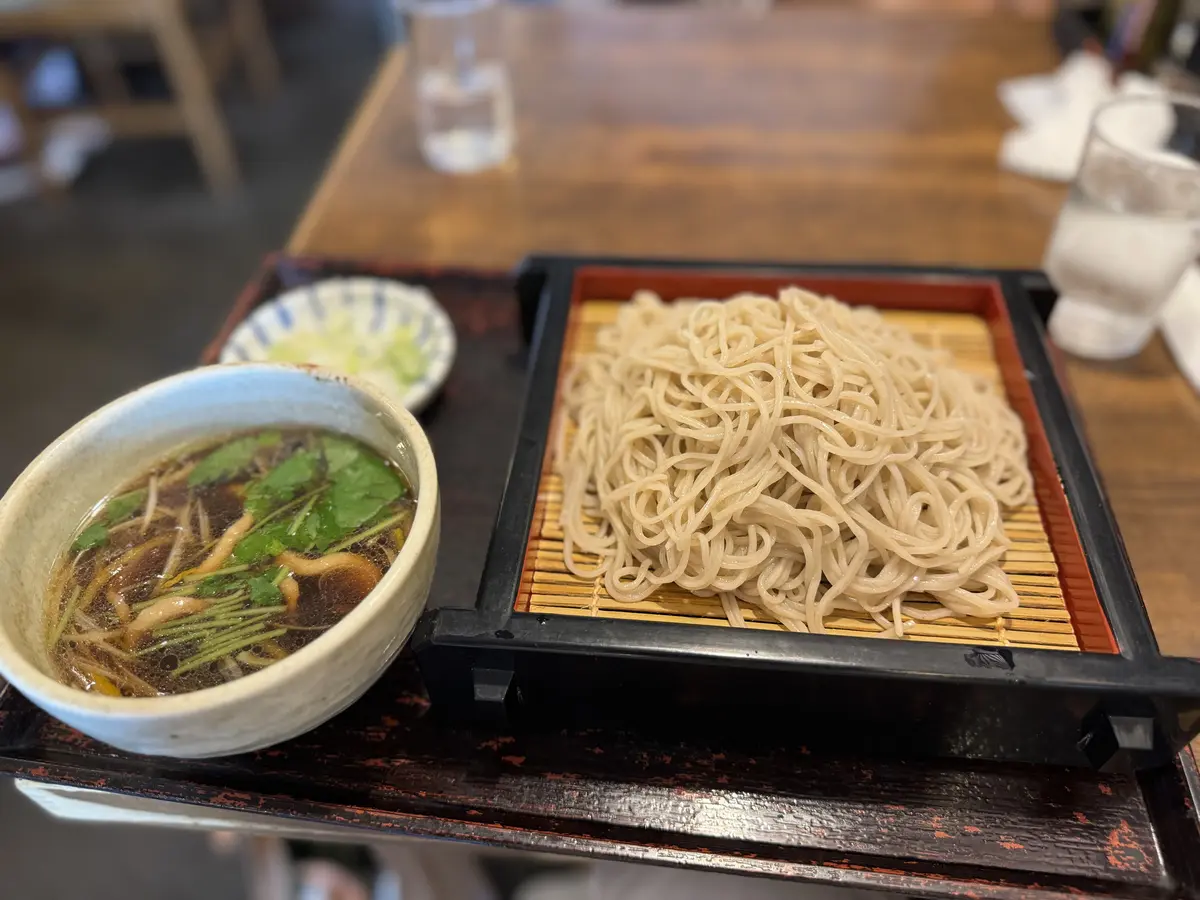 UNIQLOシアーシャツで過ごす癒しの箱の画像_18